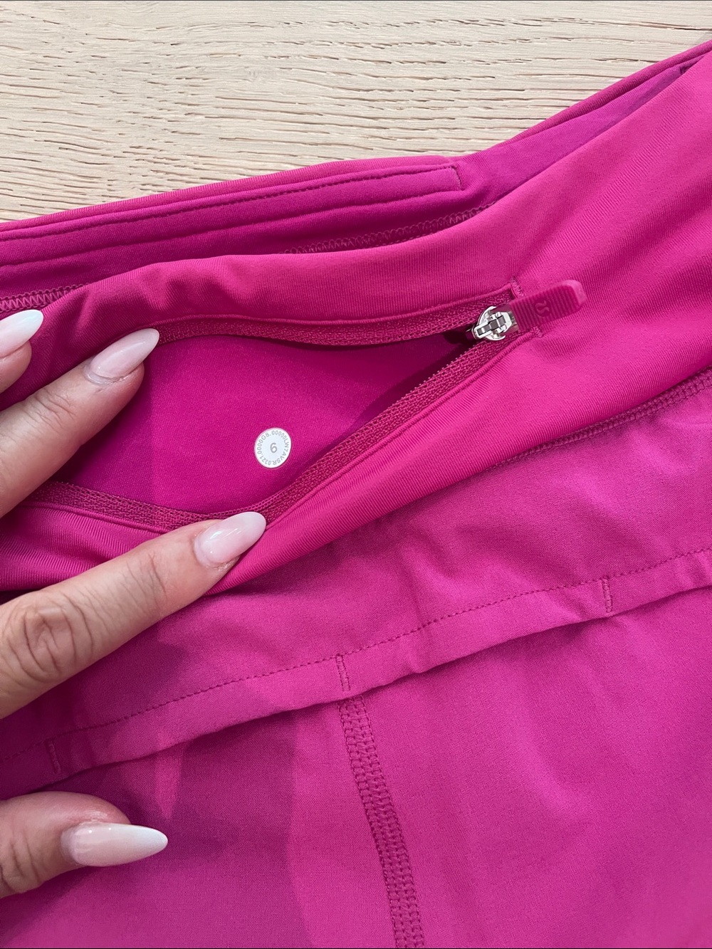Womenās Active Short - Fuchsia Pink - Picture 5 of 5